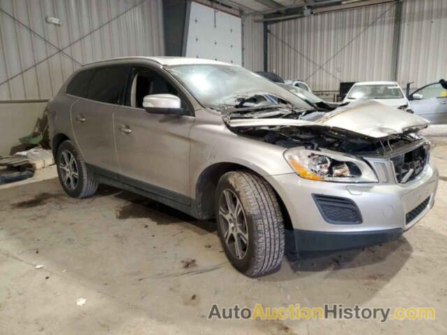 VOLVO XC60 T6, YV4902DZ8C2300760