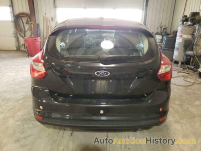 FORD FOCUS SE, 1FADP3K26EL296277