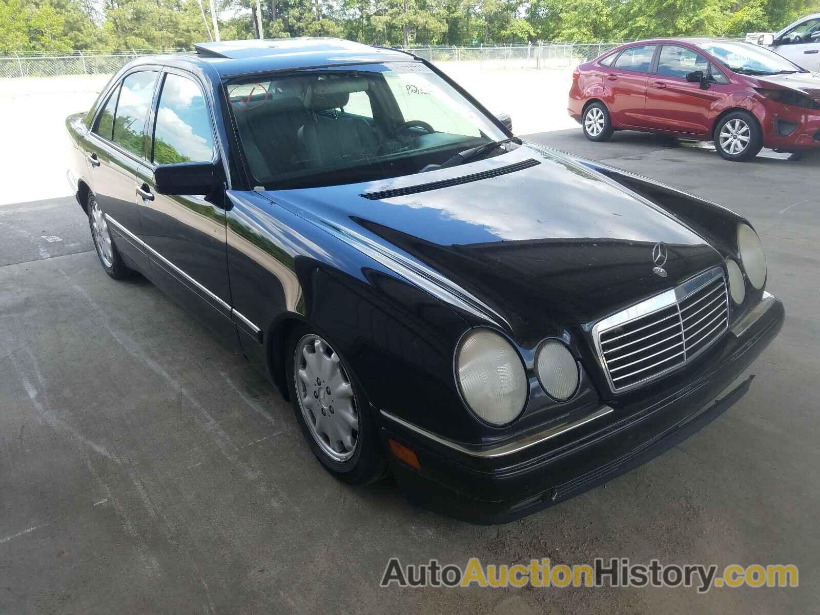 1999 MERCEDES-BENZ E CLASS 300TD, WDBJF25H7XA775962