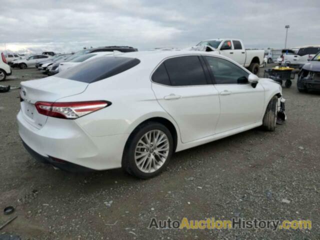 TOYOTA CAMRY XLE, 4T1F11AK5LU972036