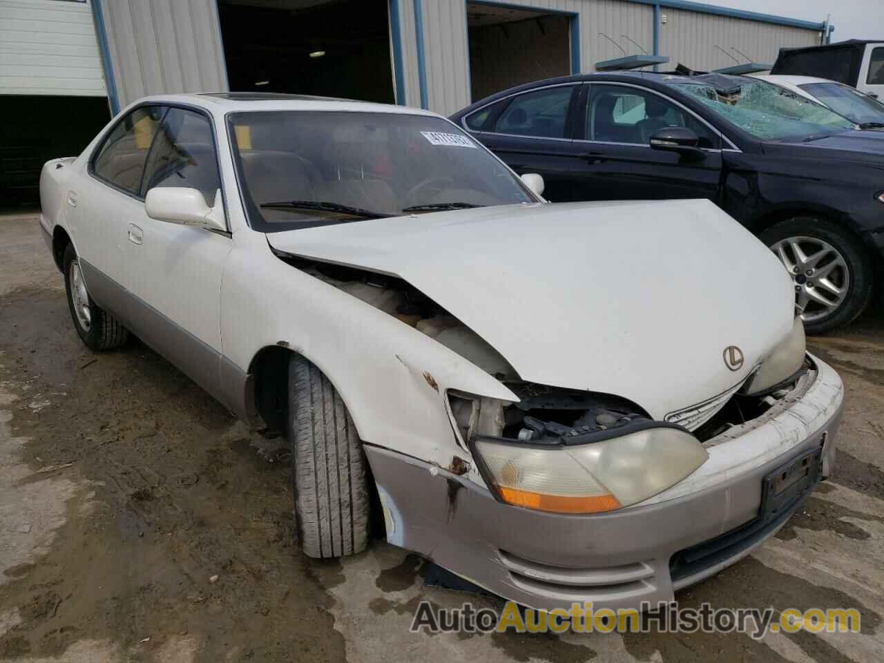 1993 LEXUS ES300 300, JT8VK13T1P0138862