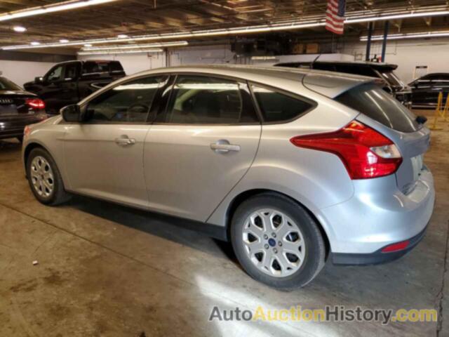 FORD FOCUS SE, 1FAHP3K24CL427656