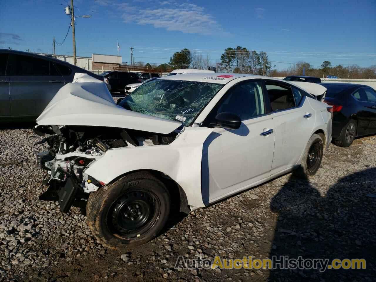 NISSAN ALTIMA S, 1N4BL4BV1RN333491