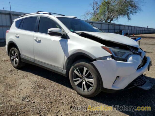 TOYOTA RAV4 XLE, JTMWFREV6HJ715372