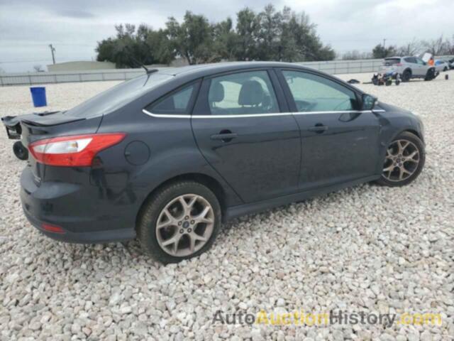 FORD FOCUS TITANIUM, 1FADP3J28DL324600