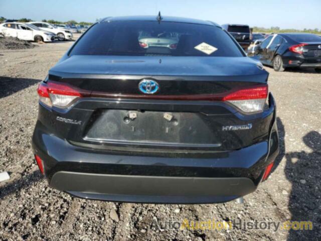 TOYOTA COROLLA LE, JTDEAMDE2NJ043613