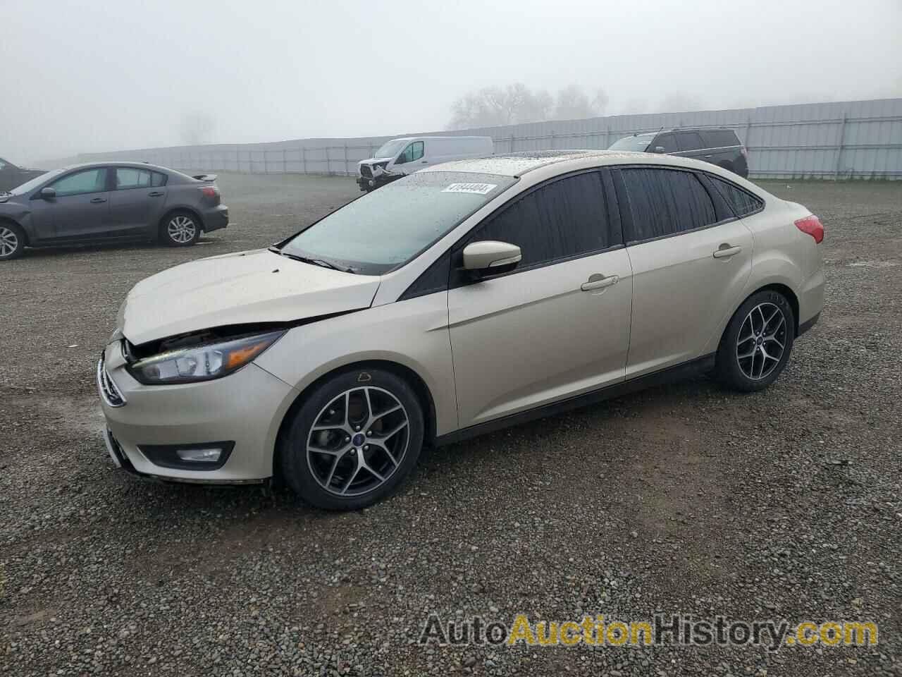 FORD FOCUS SEL, 1FADP3H26JL230989