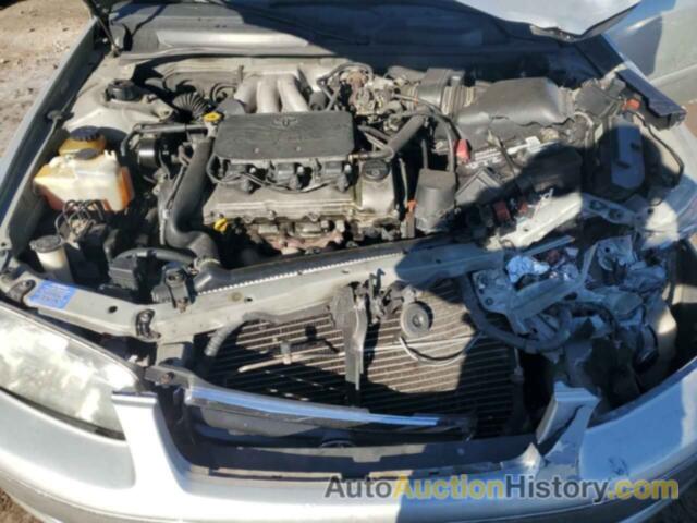 TOYOTA CAMRY LE, 4T1BF28K61U970112