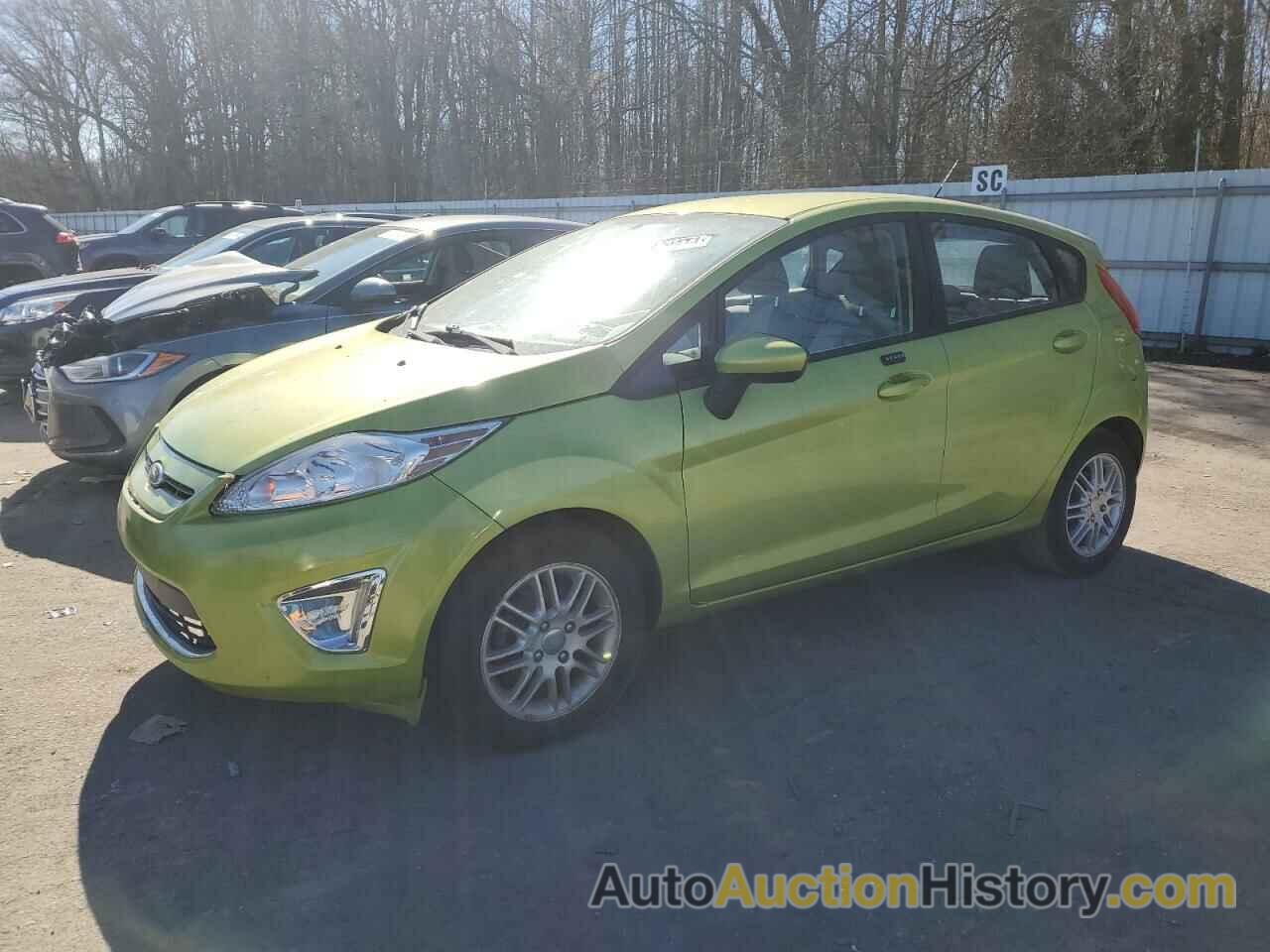 FORD FIESTA SE, 3FADP4EJ4BM124364