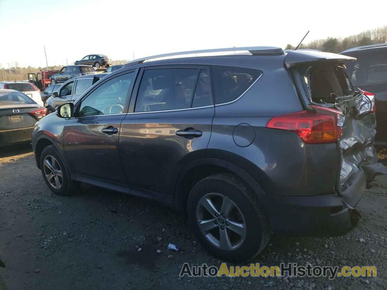 TOYOTA RAV4 XLE, 2T3RFREV6FW240978