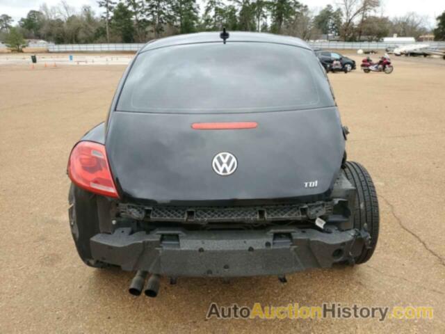 VOLKSWAGEN BEETLE, 3VWJL7AT5DM682466