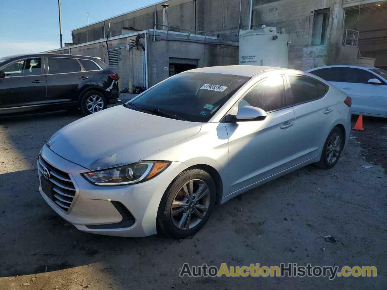 HYUNDAI ELANTRA SE, 5NPD84LF4HH114096