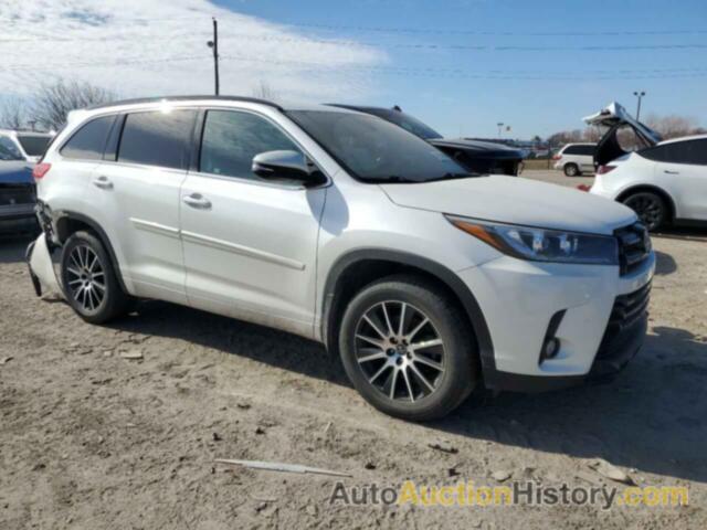 TOYOTA HIGHLANDER SE, 5TDJZRFHXHS390870