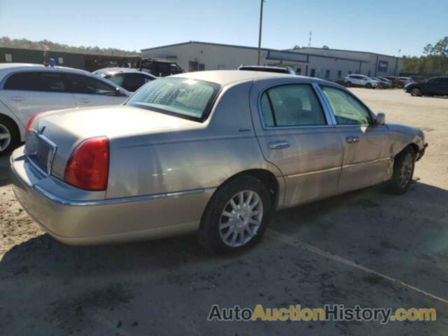 LINCOLN TOWNCAR SIGNATURE, 1LNHM81W77Y637578