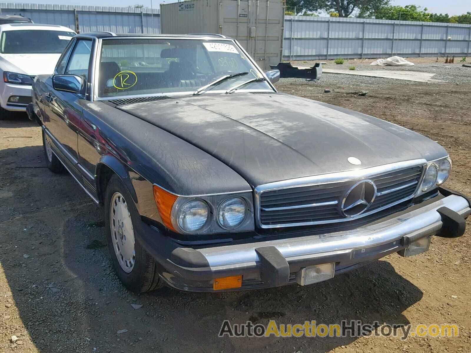 1986 MERCEDES-BENZ 560 SL, WDBBA48DXGA042277