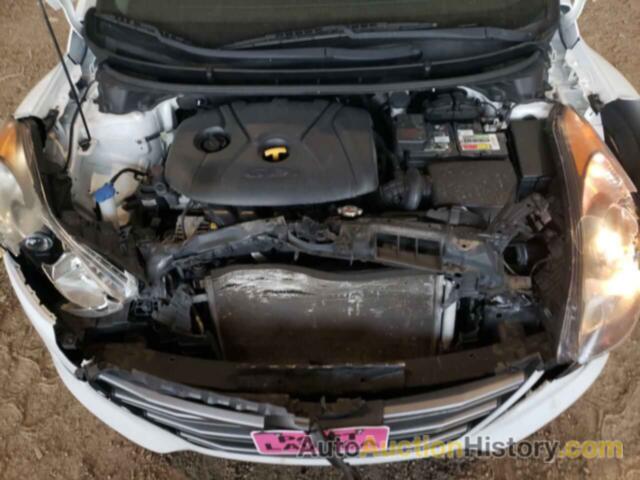 HYUNDAI ELANTRA, KMHD35LHXHU358939