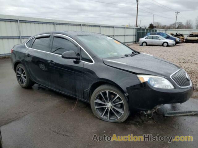 BUICK VERANO SPORT TOURING, 1G4PW5SK6G4174288