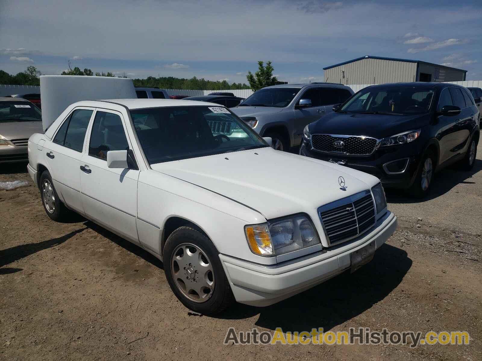 1994 MERCEDES-BENZ E CLASS 320, WDBEA32E8RC121477