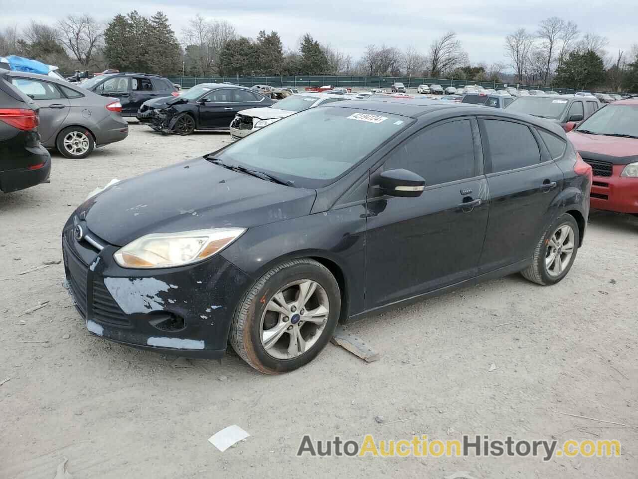 FORD FOCUS SE, 1FADP3K27EL416409