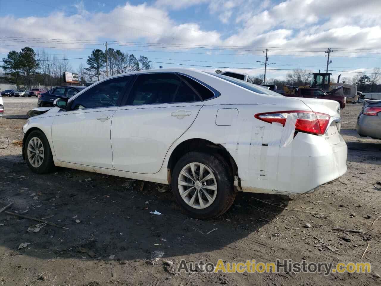 TOYOTA CAMRY LE, 4T1BF1FK4HU386203