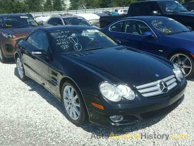 2007 MERCEDES-BENZ SL 550, WDBSK71F47F130352