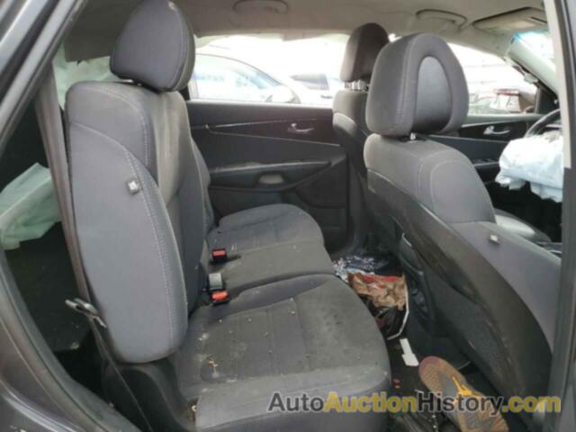 KIA SORENTO LX, 5XYPG4A32GG171282