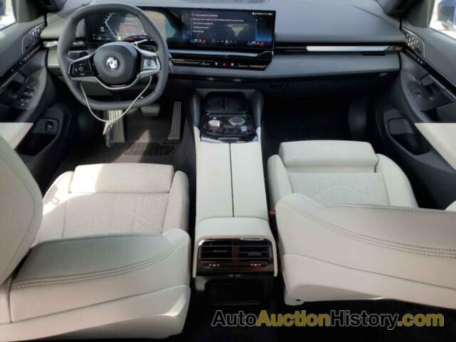 BMW 5 SERIES XI, WBA53FJ00RCP08529