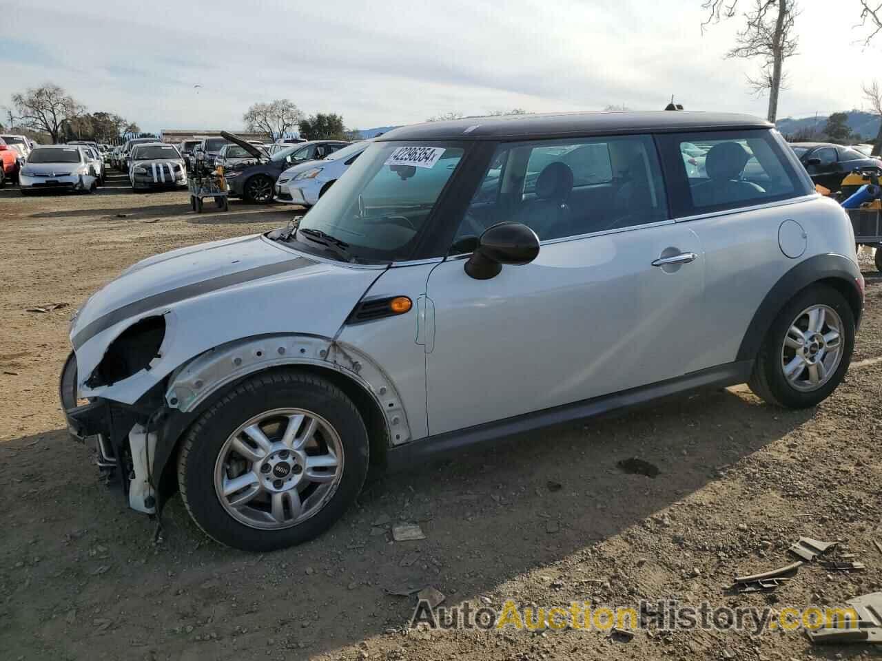 MINI COOPER, WMWSU3C53CT259796