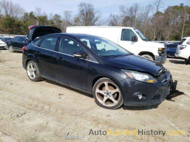 FORD FOCUS TITANIUM, 1FADP3J20EL457465