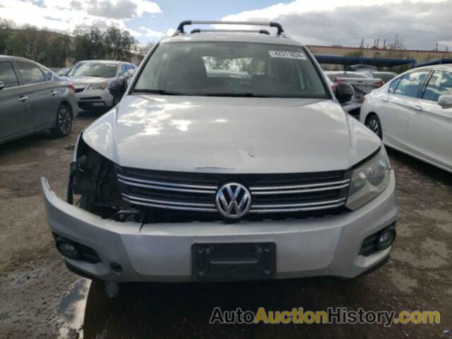 VOLKSWAGEN TIGUAN S, WVGAV7AX5CW537728