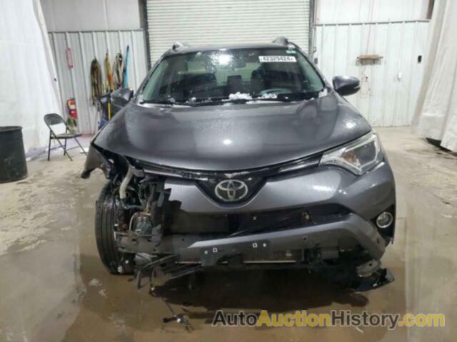 TOYOTA RAV4 XLE, JTMRFREV3HJ116085