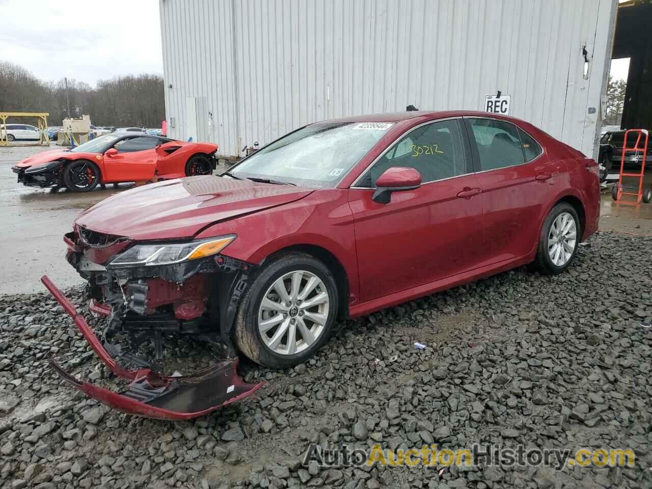 TOYOTA CAMRY LE, 4T1C11AK8LU952110