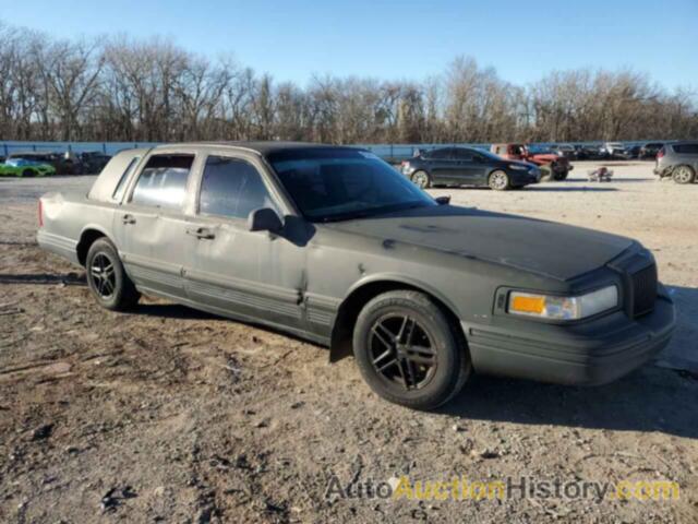 LINCOLN TOWNCAR SIGNATURE, 1LNLM82WXSY620940