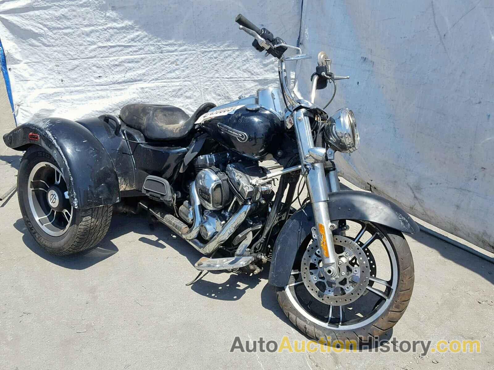 2015 HARLEY-DAVIDSON FLRT FREE WHEELER, 1HD1MCM1XFB860531