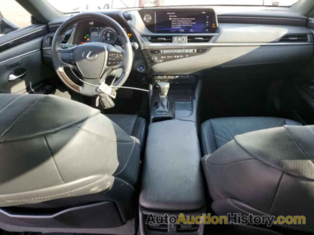 LEXUS ES300 300H LUXURY, 58AE21B16LU011713