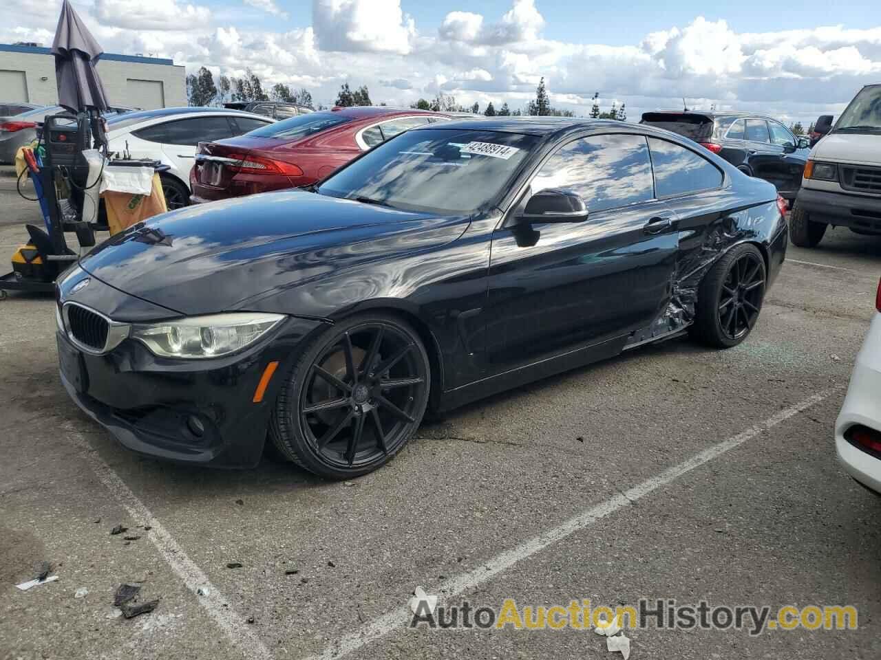 BMW 4 SERIES I, WBA3N7C50EF719989