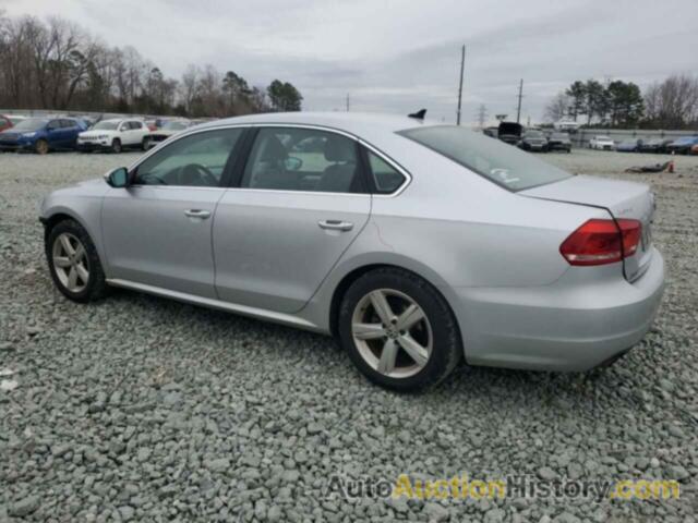 VOLKSWAGEN PASSAT SE, 1VWBH7A35CC020599