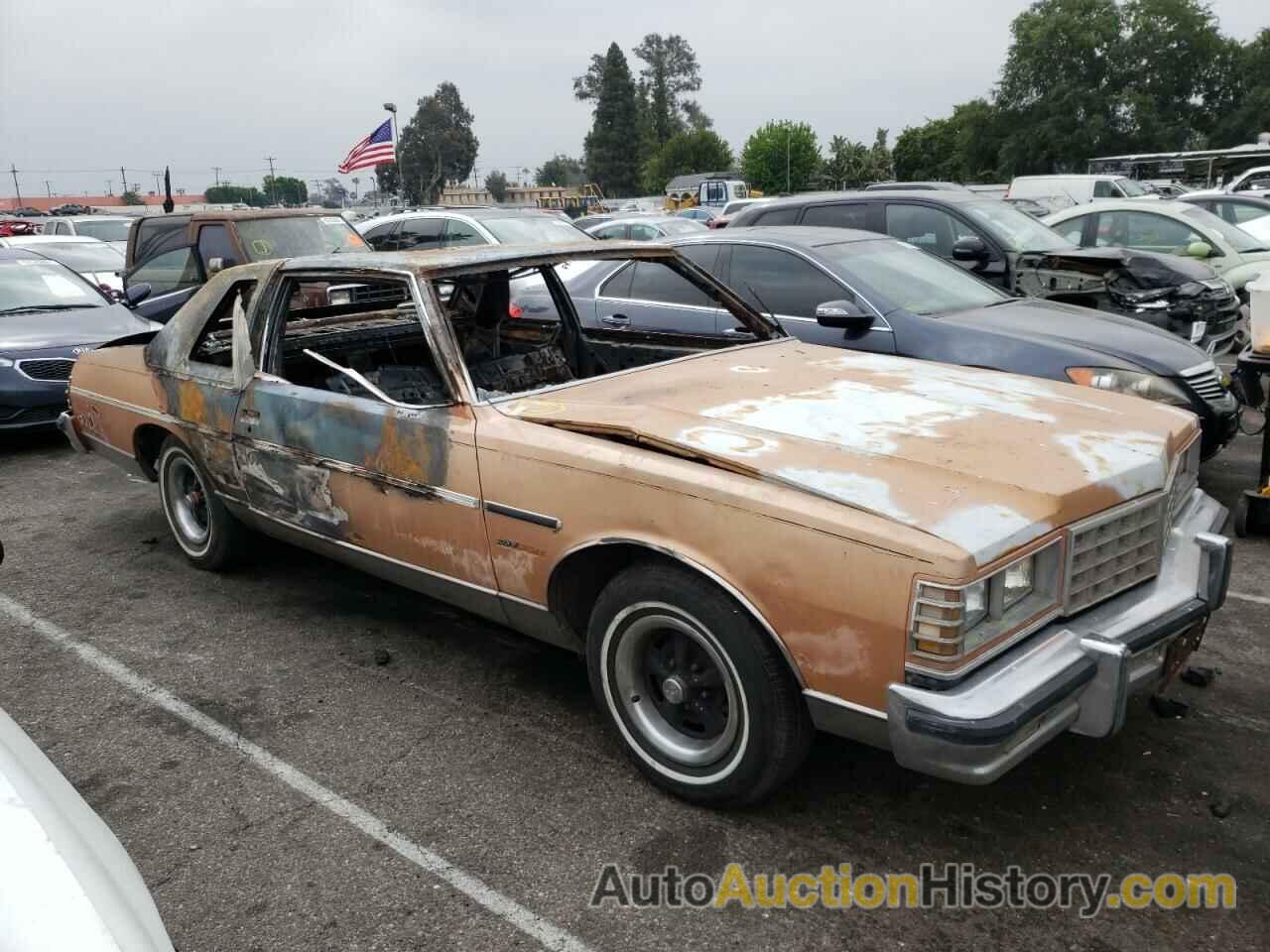 1977 PONTIAC BONNEVILLE, 2Q37Z7P364737