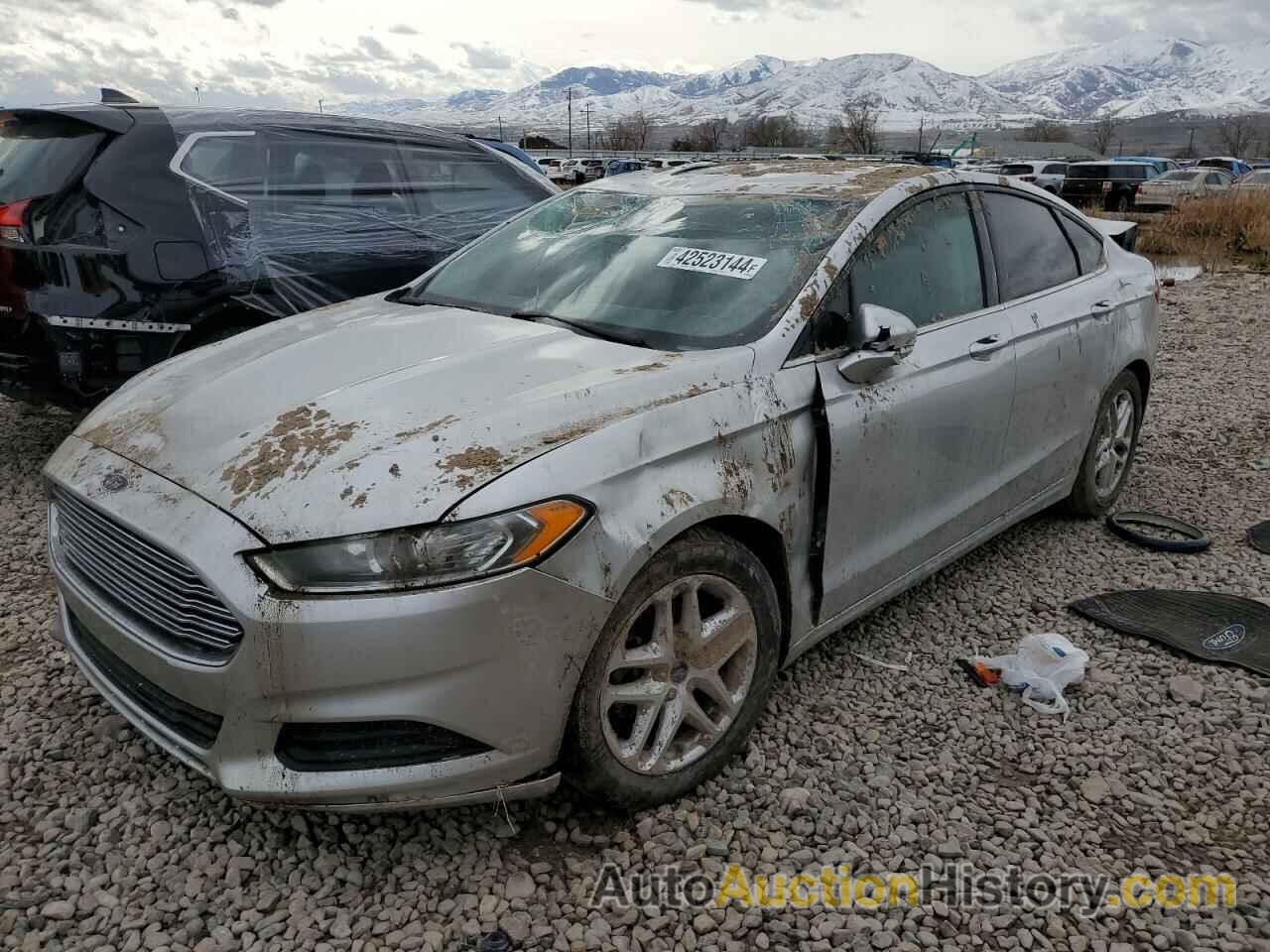 FORD FUSION SE, 3FA6P0H74GR218109