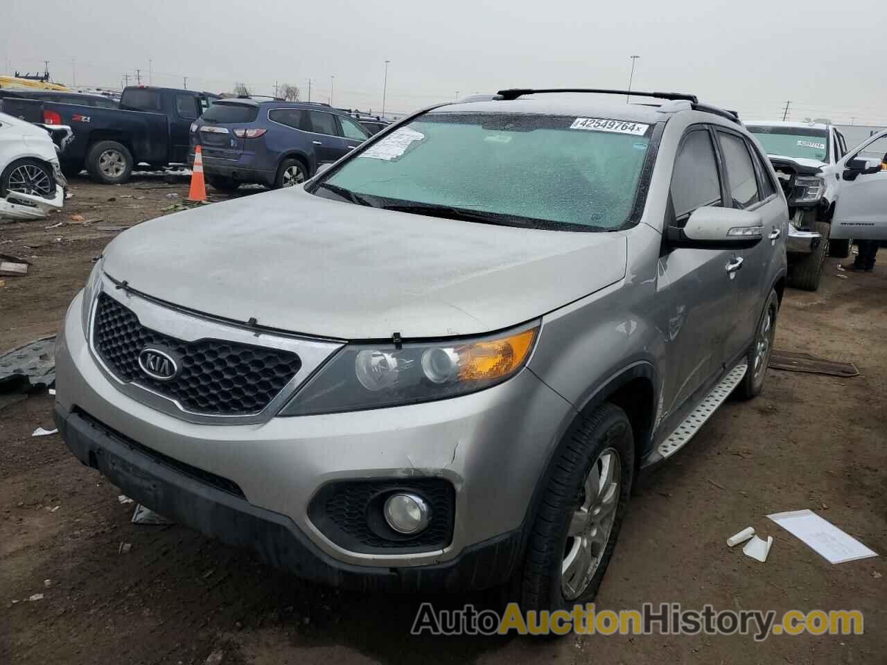 KIA SORENTO LX, 5XYKTDA21DG342192