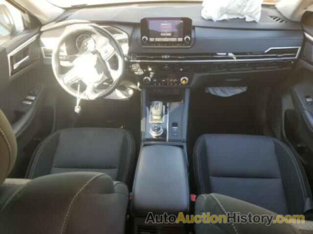 MITSUBISHI OUTLANDER ES, JA4J4TA8XNZ052683