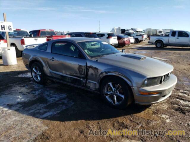 FORD MUSTANG GT, 1ZVHT82HX95145569