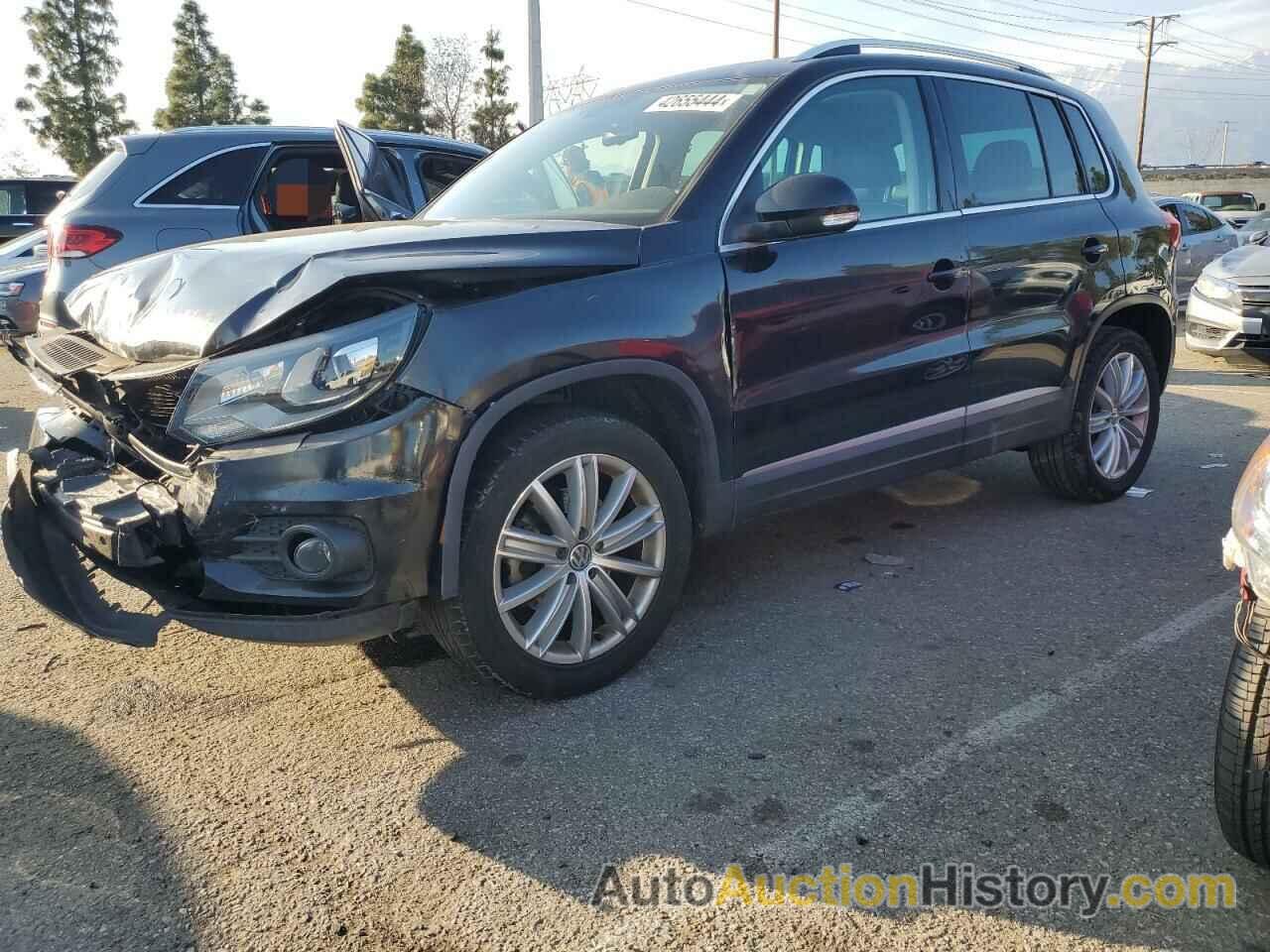 VOLKSWAGEN TIGUAN S, WVGAV7AX2GW577089