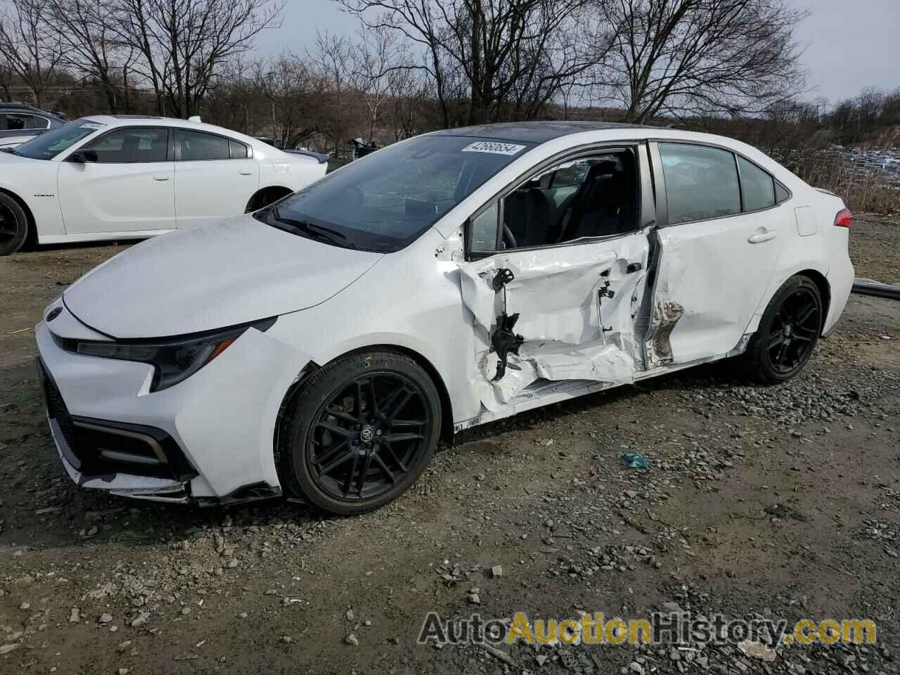 TOYOTA COROLLA SE, 5YFS4MCE6MP080783