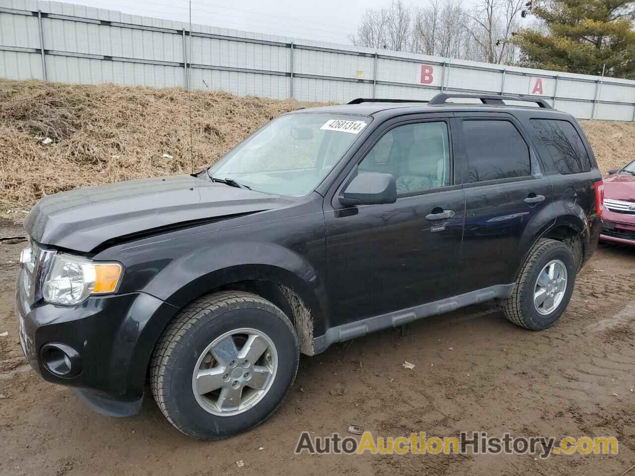 FORD ESCAPE XLT, 1FMCU0D72BKB33404
