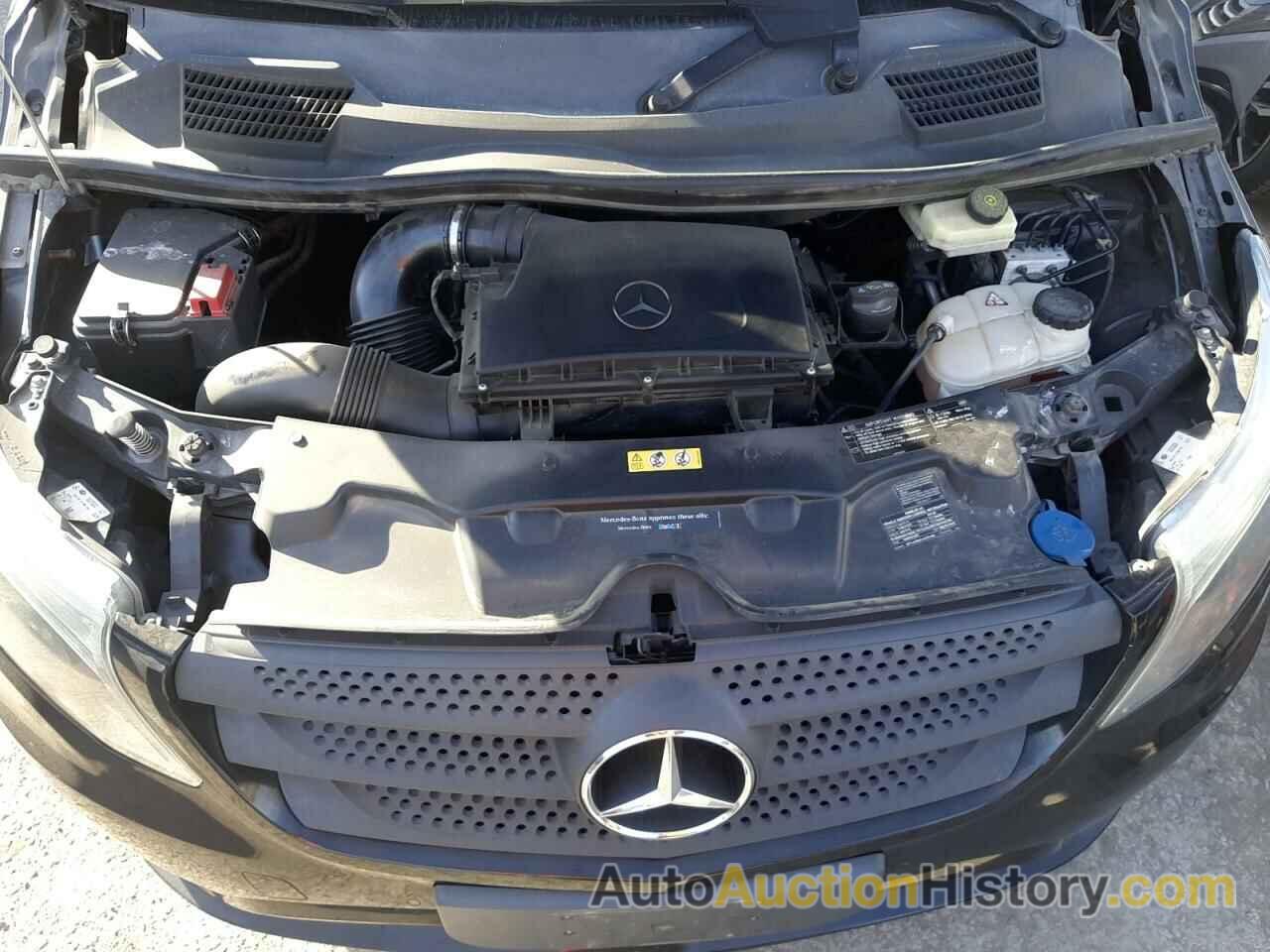 MERCEDES-BENZ METRIS, WD4PG2EE0G3143216