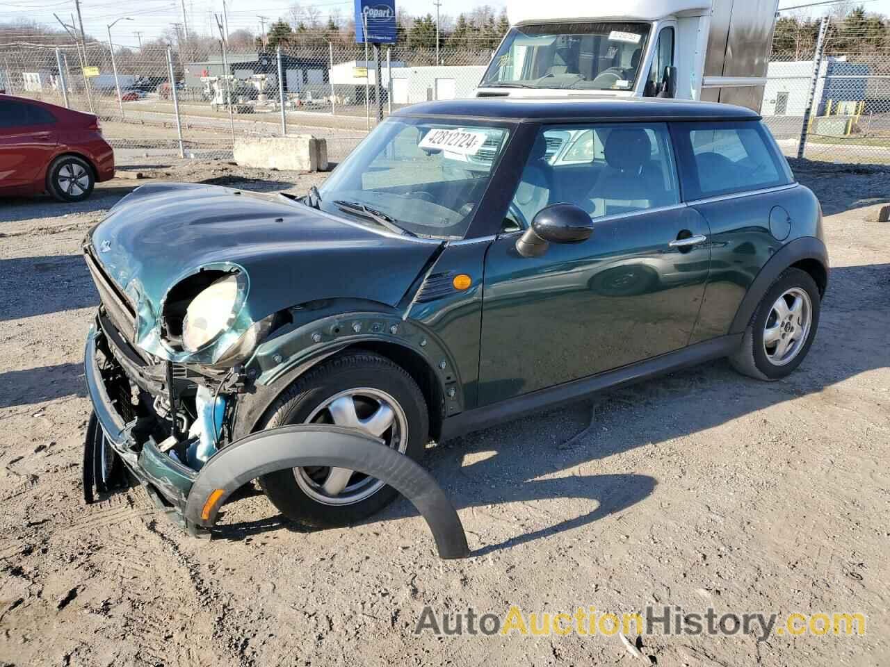 MINI COOPER, WMWMF3C56ATU77067