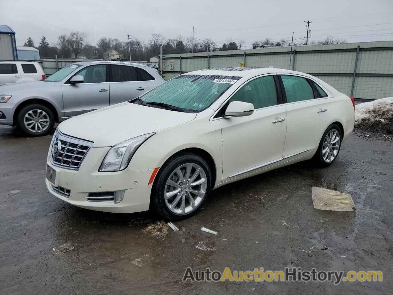 CADILLAC XTS LUXURY COLLECTION, 2G61M5S32E9296698