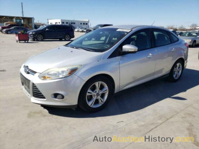 FORD FOCUS SE, 1FADP3F20EL425124