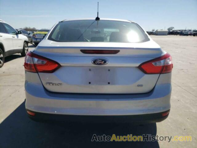 FORD FOCUS SE, 1FADP3F20EL425124